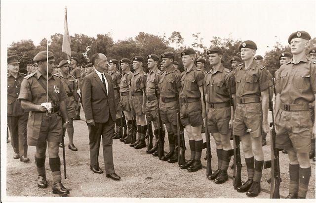 likely late 1969, Capt Jim Brown MC guard commander, VIP likely NZ High Commisioner to Malaysia [Torrance]